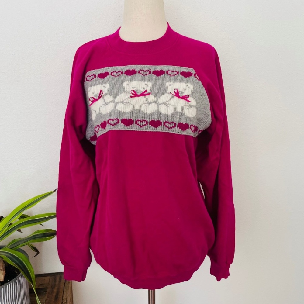 80s/90s pink teddy bear sweater. Kitschy. Cute. Comfy cozy. Cotton blend. Hanes